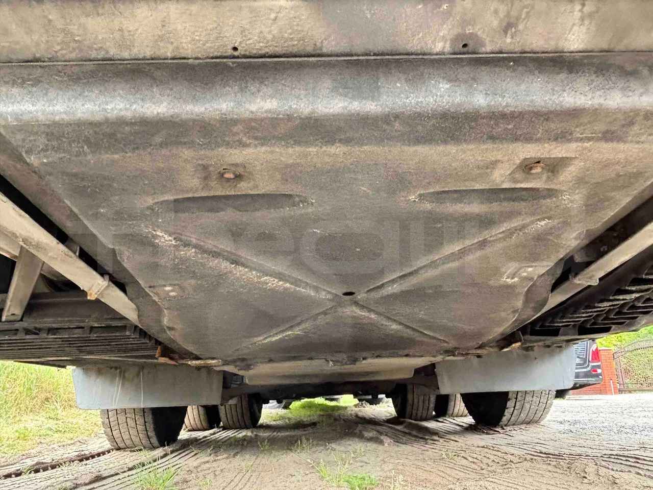 Setra S516 HD - EUR6 - 350kW - 13.115m - engine without protection