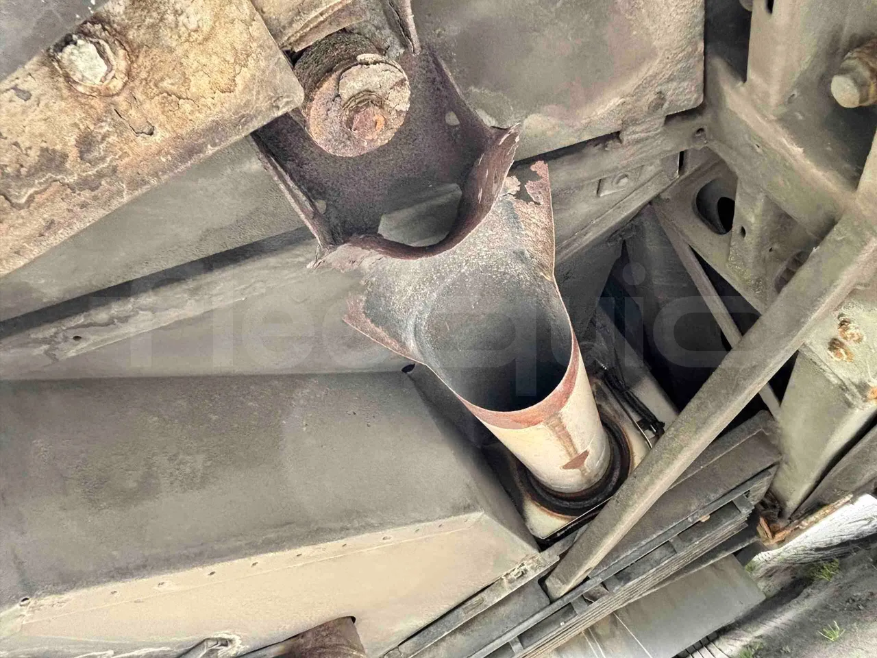 Setra S516 HD - EUR6 - 350kW - 13.115m - exhaust photo