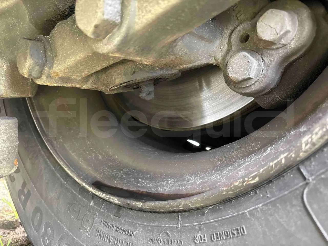 Setra S516 HD - EUR6 - 350kW - 13.115m - front discs left