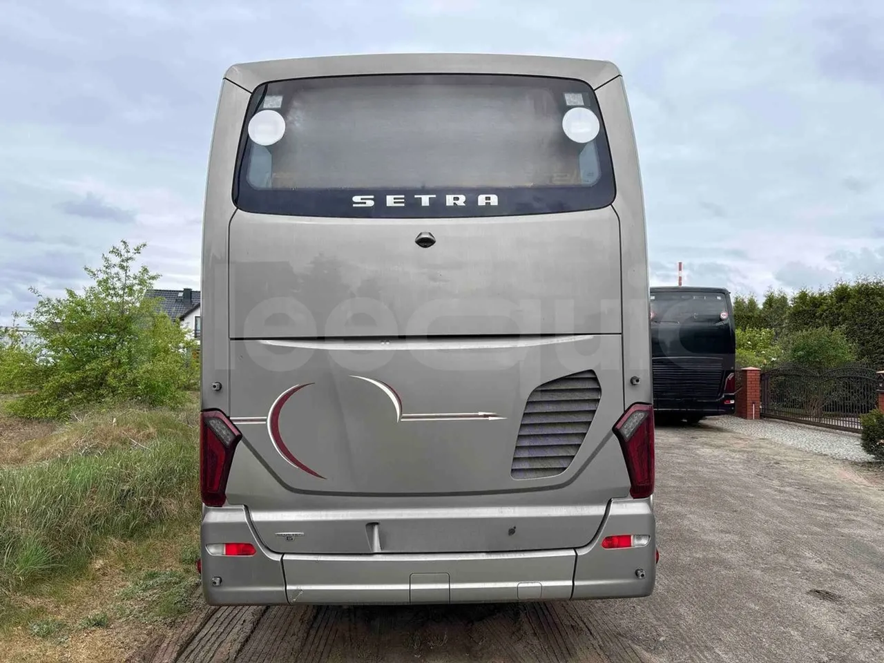 Setra S516 HD - EUR6 - 350kW - 13.115m - rear hatch closed