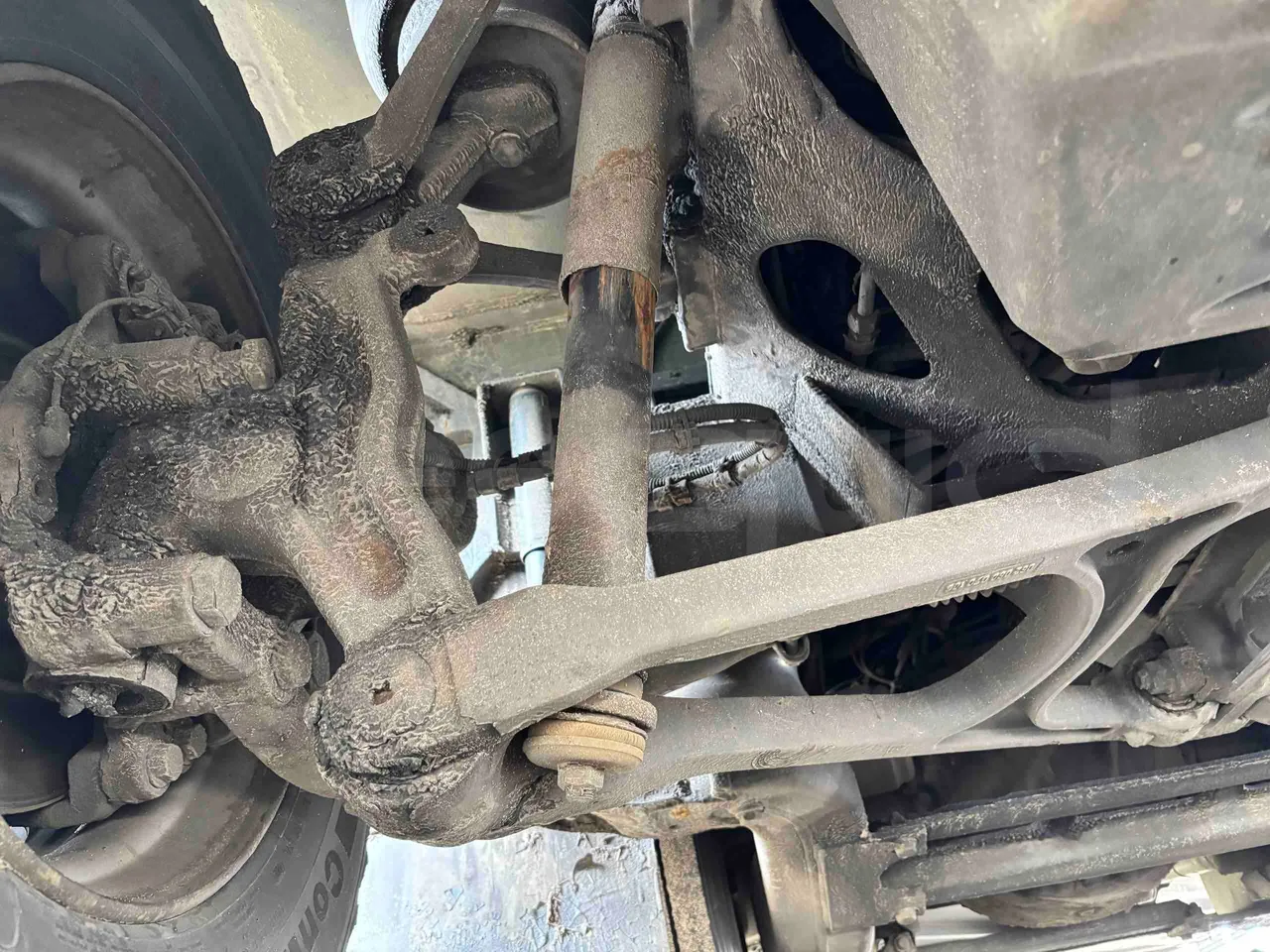 Setra S516 HD - EUR6 - 350kW - 13.115m - axel 3 shock absorbers 1 left