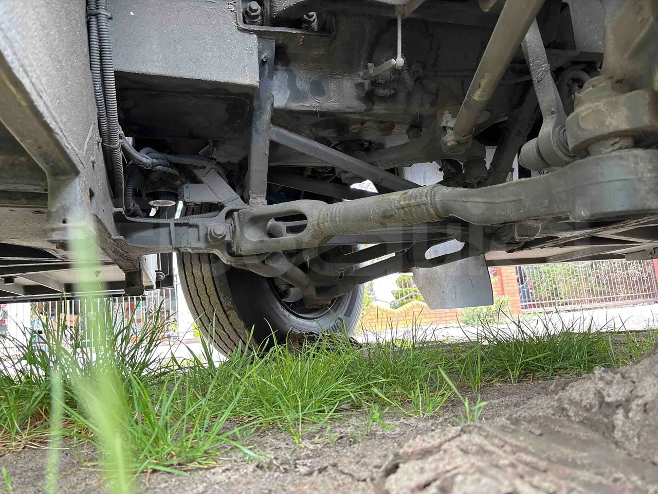 Setra S516 HD - EUR6 - 350kW - 13.115m - front axle left side