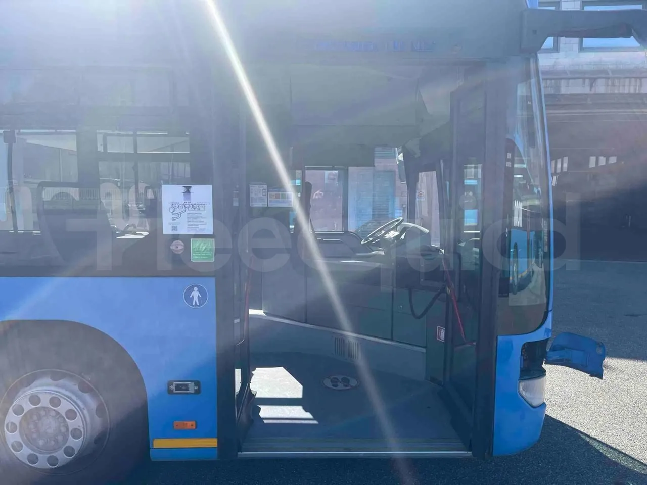 Mercedes-Benz Citaro O530G - Euro4 - 260kW - 17.940mt - front door 1 open