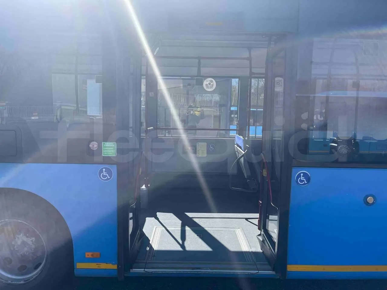 Mercedes-Benz Citaro O530G - Euro4 - 260kW - 17.940mt - front door 2 open