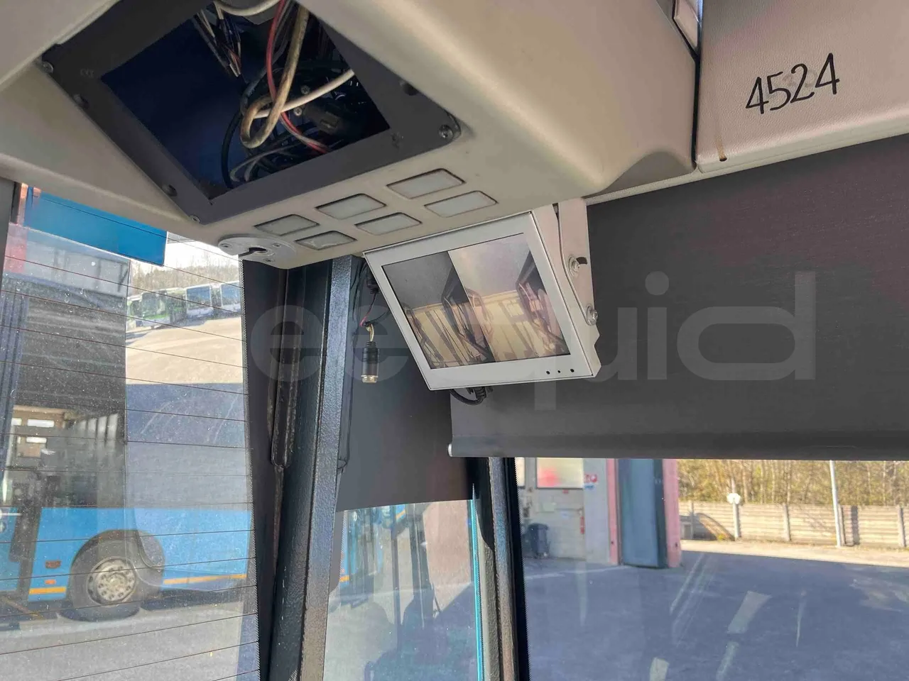 Mercedes-Benz Citaro O530G - Euro4 - 260kW - 17.940mt - monitor detail photo
