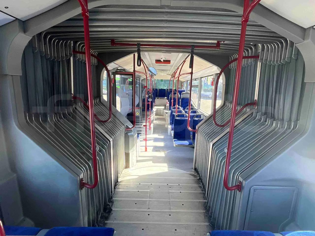 Mercedes-Benz Citaro O530G - Euro4 - 260kW - 17.940mt - power outlets detail