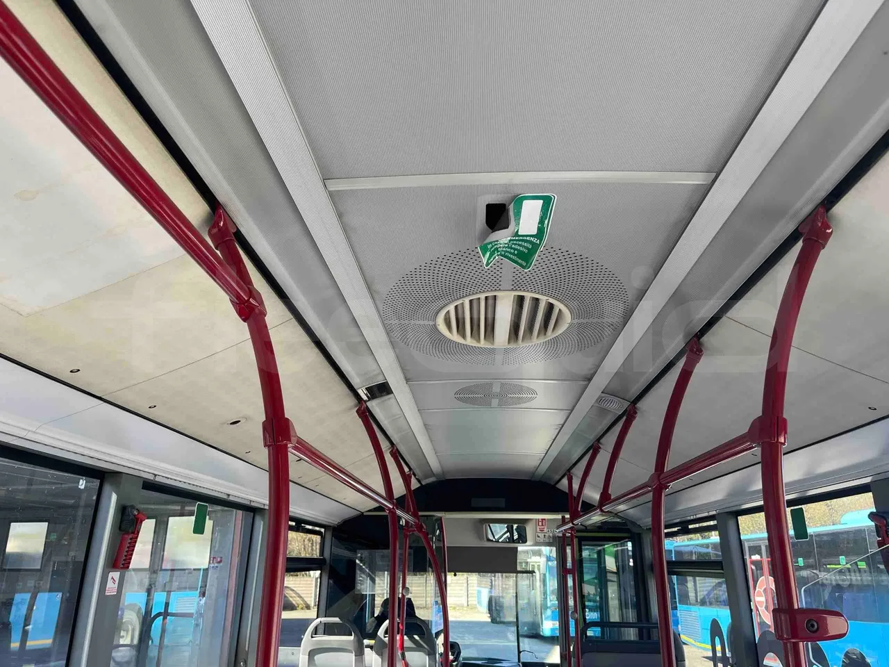 Mercedes-Benz Citaro O530G - Euro4 - 260kW - 17.940mt - overhead compartments photo