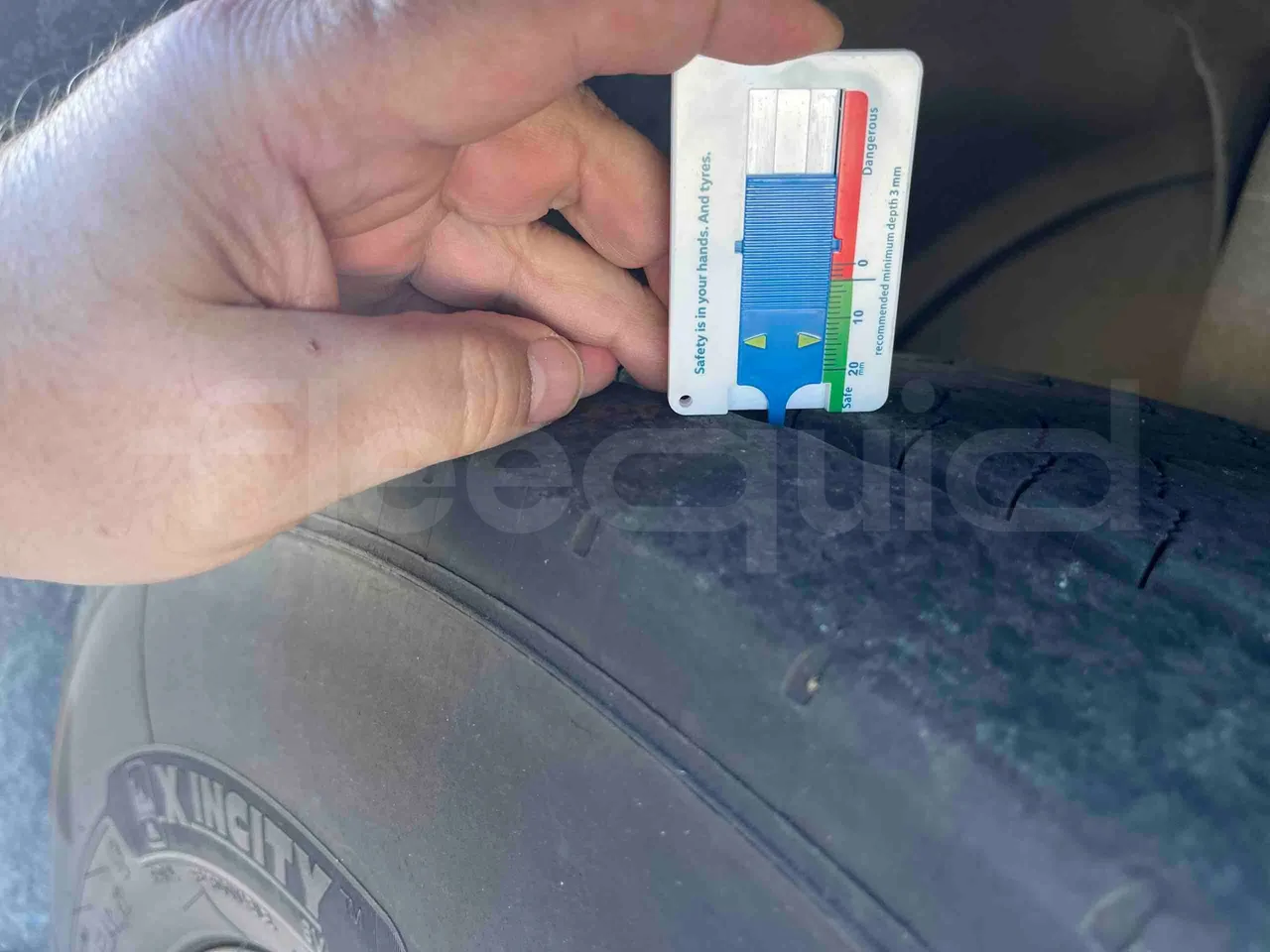 Mercedes-Benz Citaro O530G - Euro4 - 260kW - 17.940mt - rear left tire photo