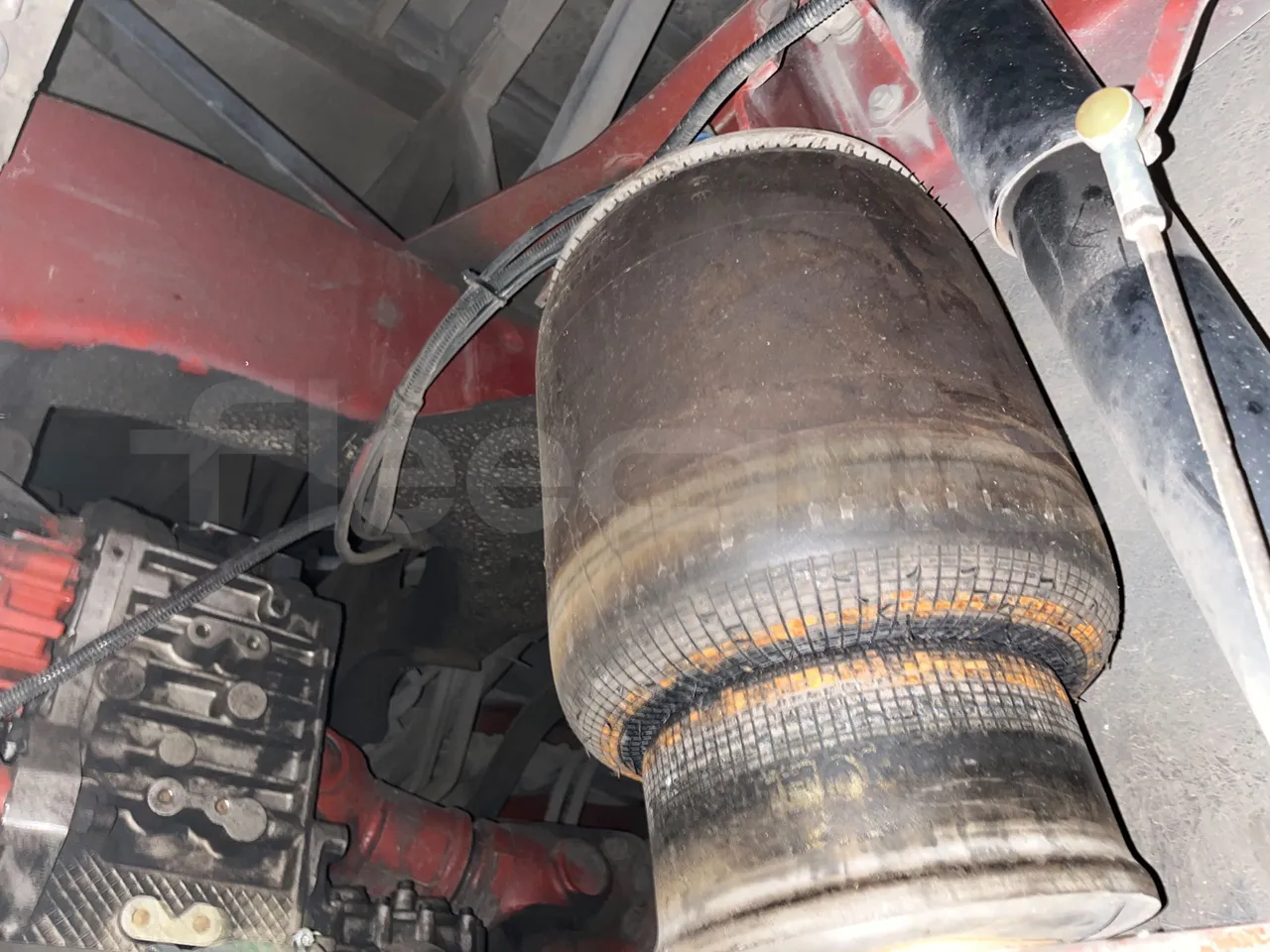 Irisbus Eurorider C-43 -EUR3- 316kW -12m - axel 2 air springs 2 left
