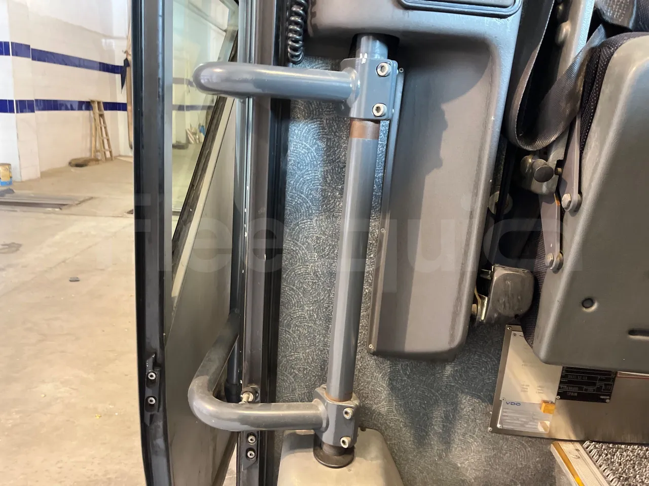 Irisbus Eurorider C-43 -EUR3- 316kW -12m - door mechanism photo