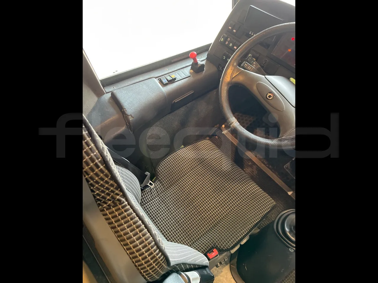 Irisbus Eurorider C-43 -EUR3- 316kW -12m - driver's seat photo