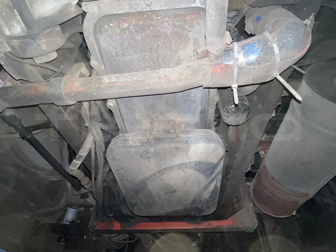 Irisbus Eurorider C-43 -EUR3- 316kW -12m - engine without protection