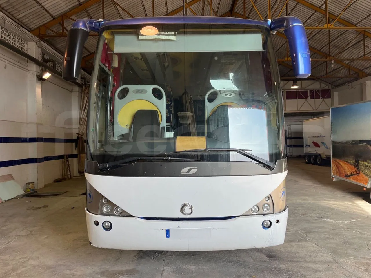 Irisbus Eurorider C-43 -EUR3- 316kW -12m - front photo