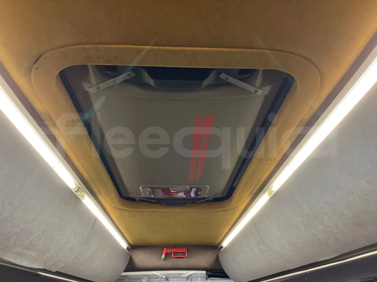 Irisbus Eurorider C-43 -EUR3- 316kW -12m - roof hatch 1