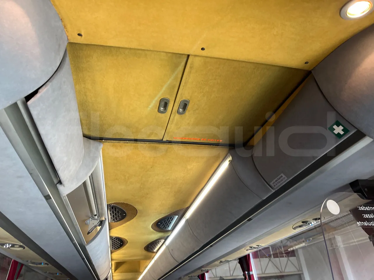 Irisbus Eurorider C-43 -EUR3- 316kW -12m - overhead compartments photo