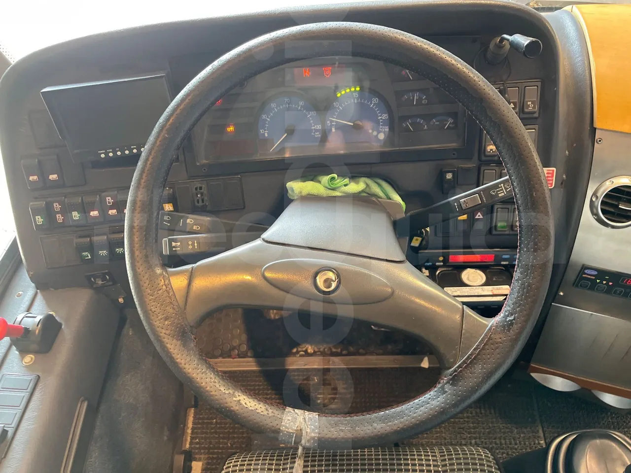 Irisbus Eurorider C-43 -EUR3- 316kW -12m - steering wheel photo