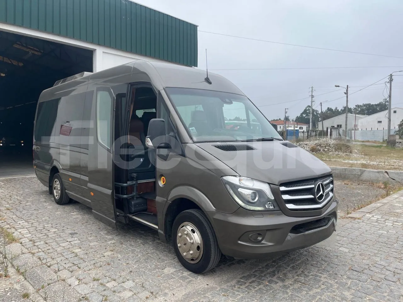 Mercedes-Benz Sprinter 906BB50 - Euro6 -7,36m - 140kw - Base cover photo