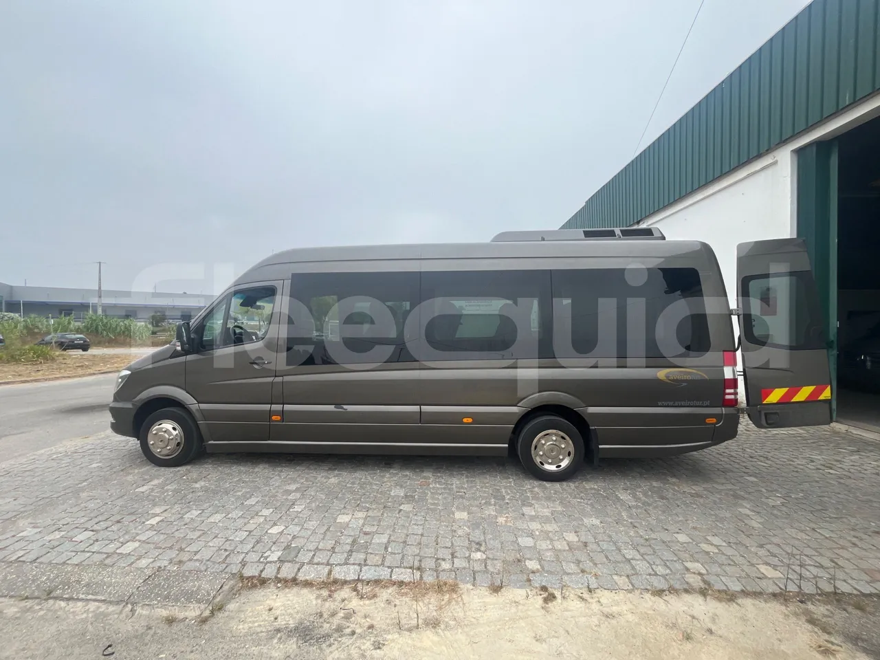 Mercedes-Benz Sprinter 906BB50 - Euro6 -7,36m - 140kw - external compartments photo