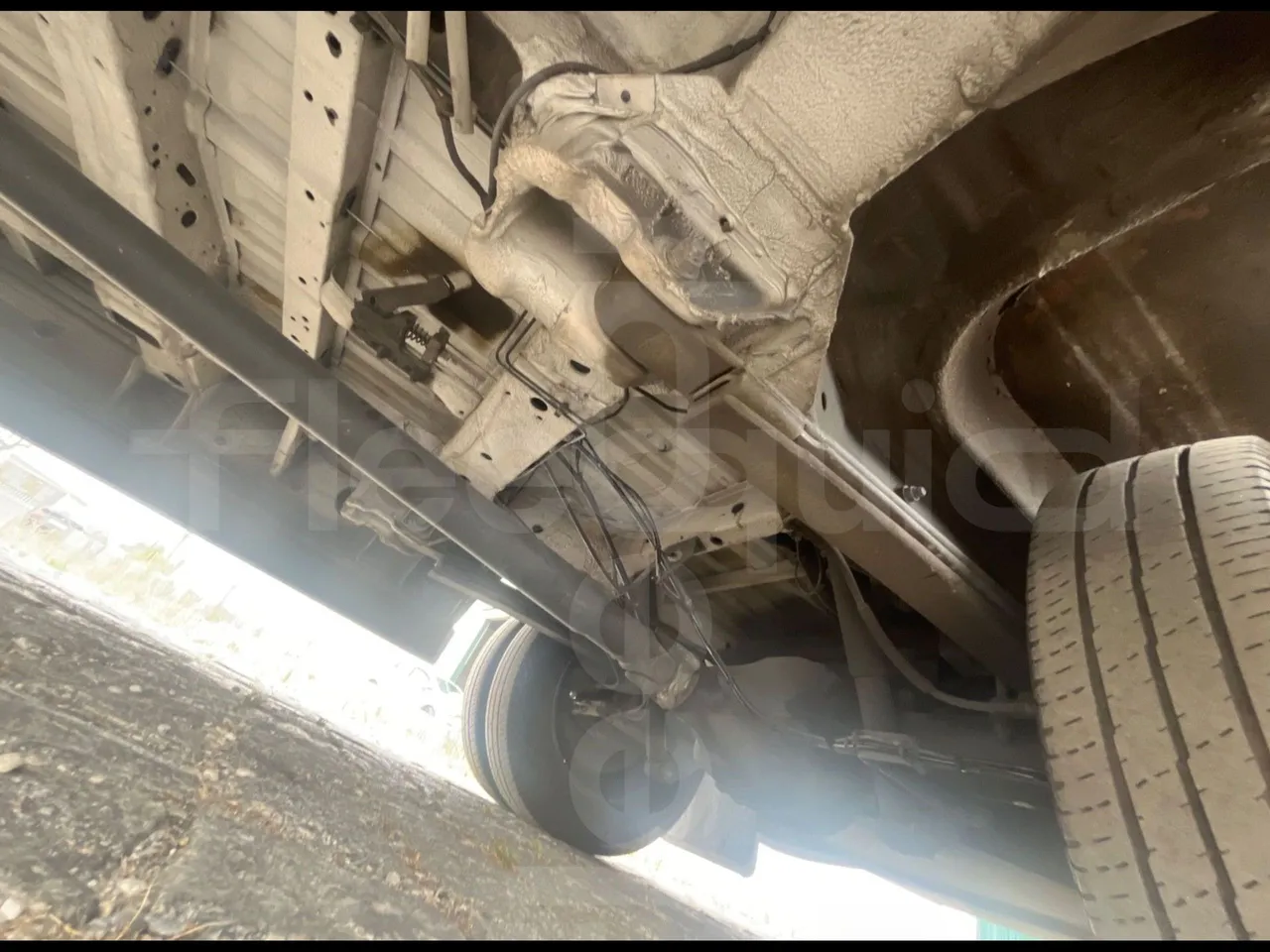 Mercedes-Benz Sprinter 906BB50 - Euro6 -7,36m - 140kw - front air springs left