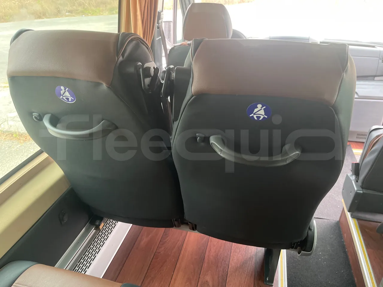 Mercedes-Benz Sprinter 906BB50 - Euro6 -7,36m - 140kw - reverse view middle aisle