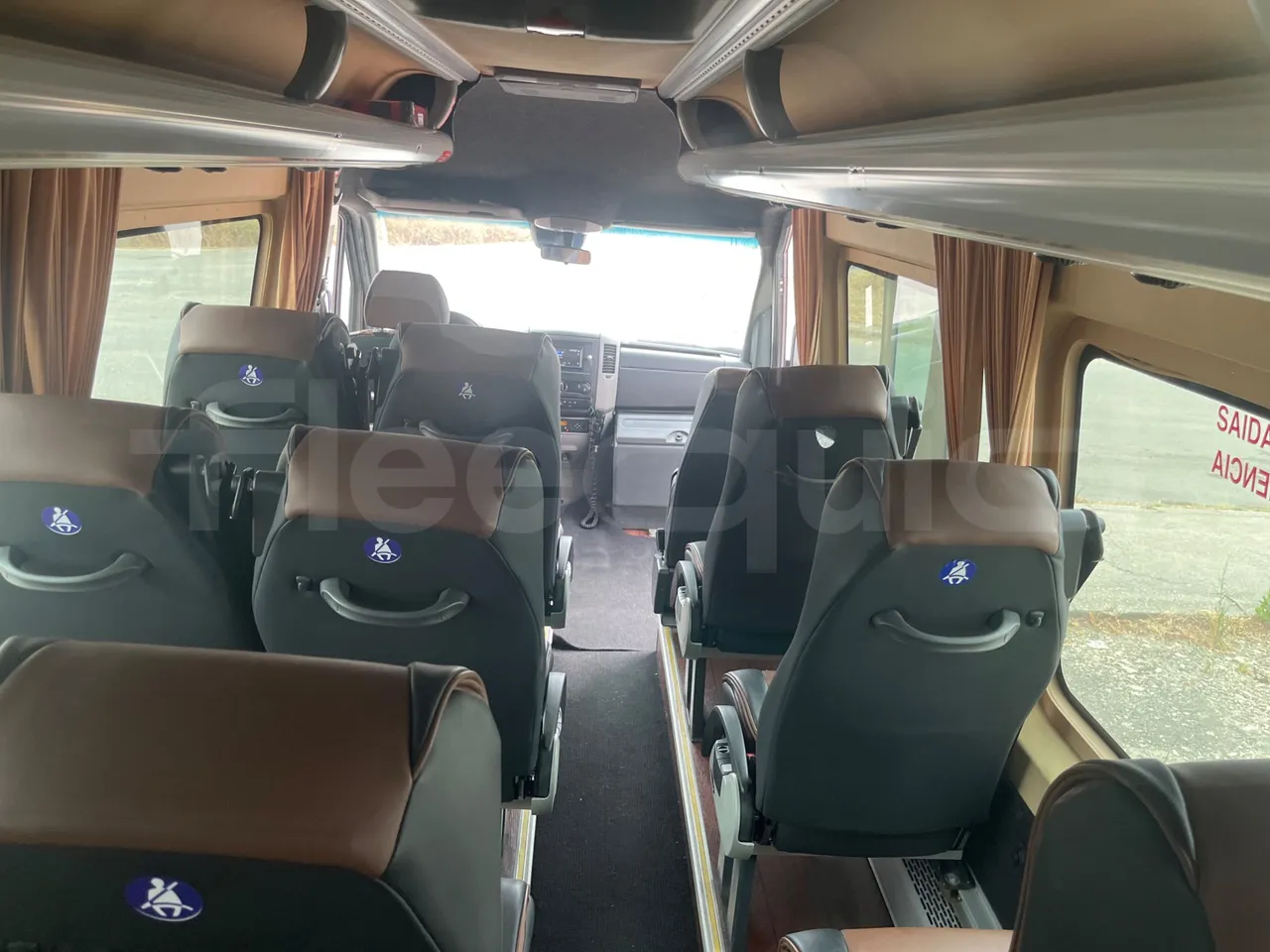 Mercedes-Benz Sprinter 906BB50 - Euro6 -7,36m - 140kw - forward view all seats last row height