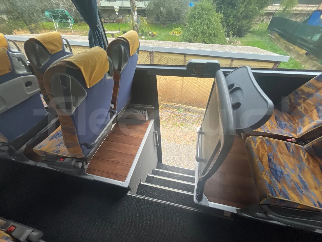 Mercedes-Benz Tourismo RHD-DG3AKAA - Euro6 -315kW -12.140mt - toilette accessories photo