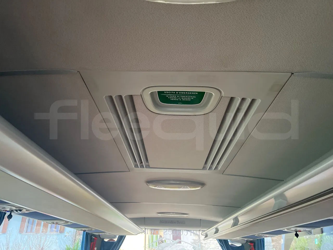 Mercedes-Benz Tourismo RHD-DG3AKAA - Euro6 -315kW -12.140mt - roof hatch 1