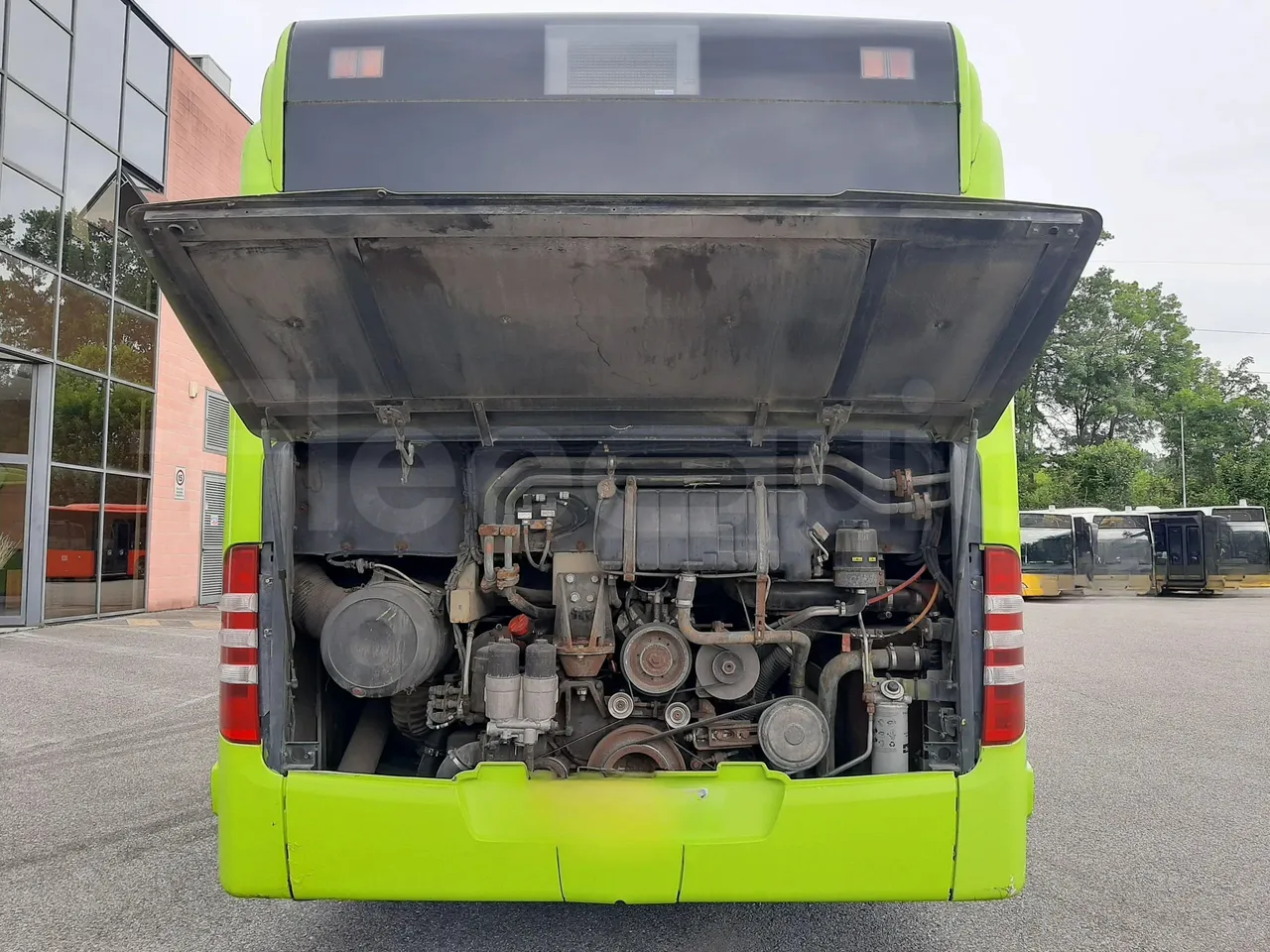 Mercedes-Benz Citaro O 530 LE - Euro5 - 220kW - 13.057mt - rear hatch open