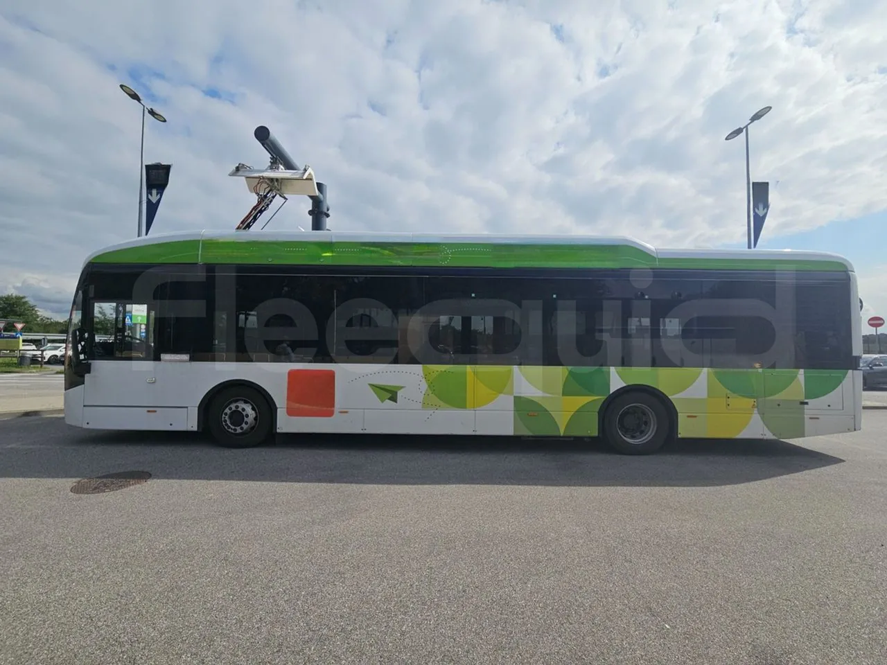 Vdl Citea SLF-120Electric/ Euro 6 - 160 Kw - 12 Mt - left side photo