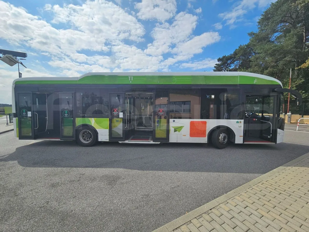 Vdl Citea SLF-120Electric/ Euro 6 - 160 Kw - 12 Mt - right side doors open