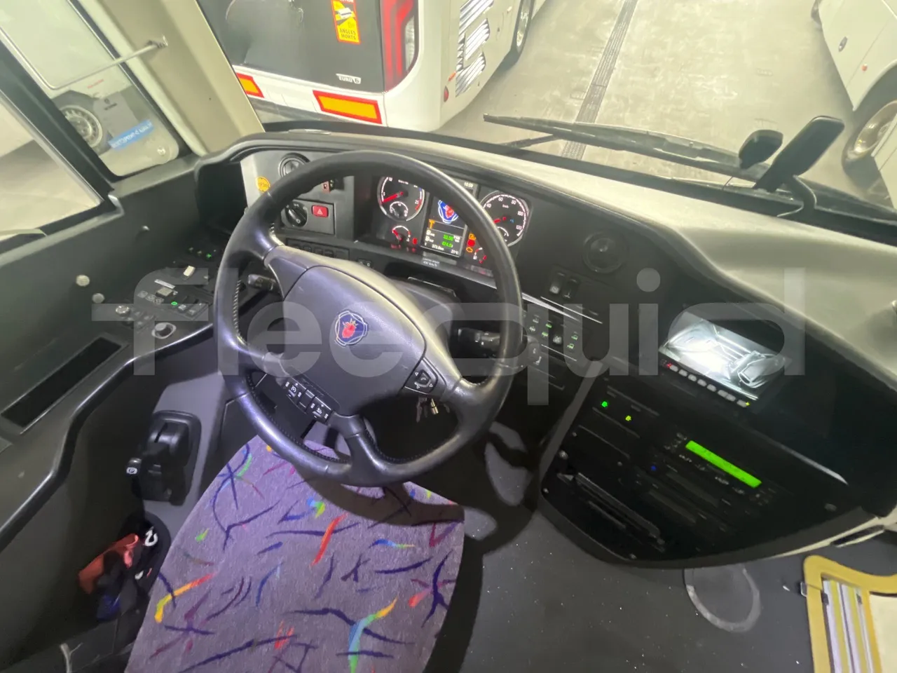 Scania Touring HD 3A8T33A - EUR6 - 331kW - 13.7m - buttons panels on (mandatory for bus to scrap)