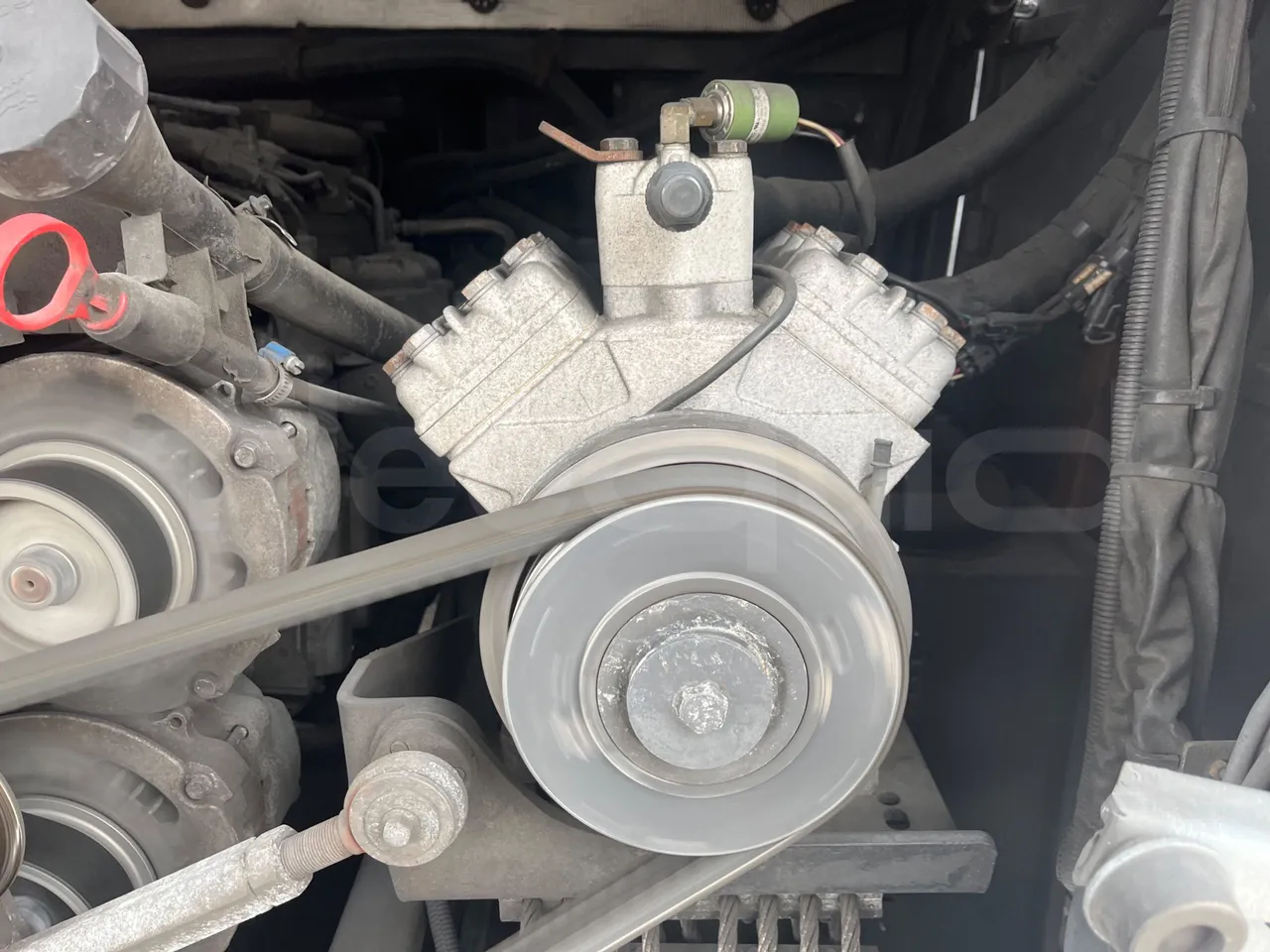 Scania Touring HD 3A8T33A - EUR6 - 331kW - 13.7m - air conditioning compressor (mandatory for bus to scrap)
