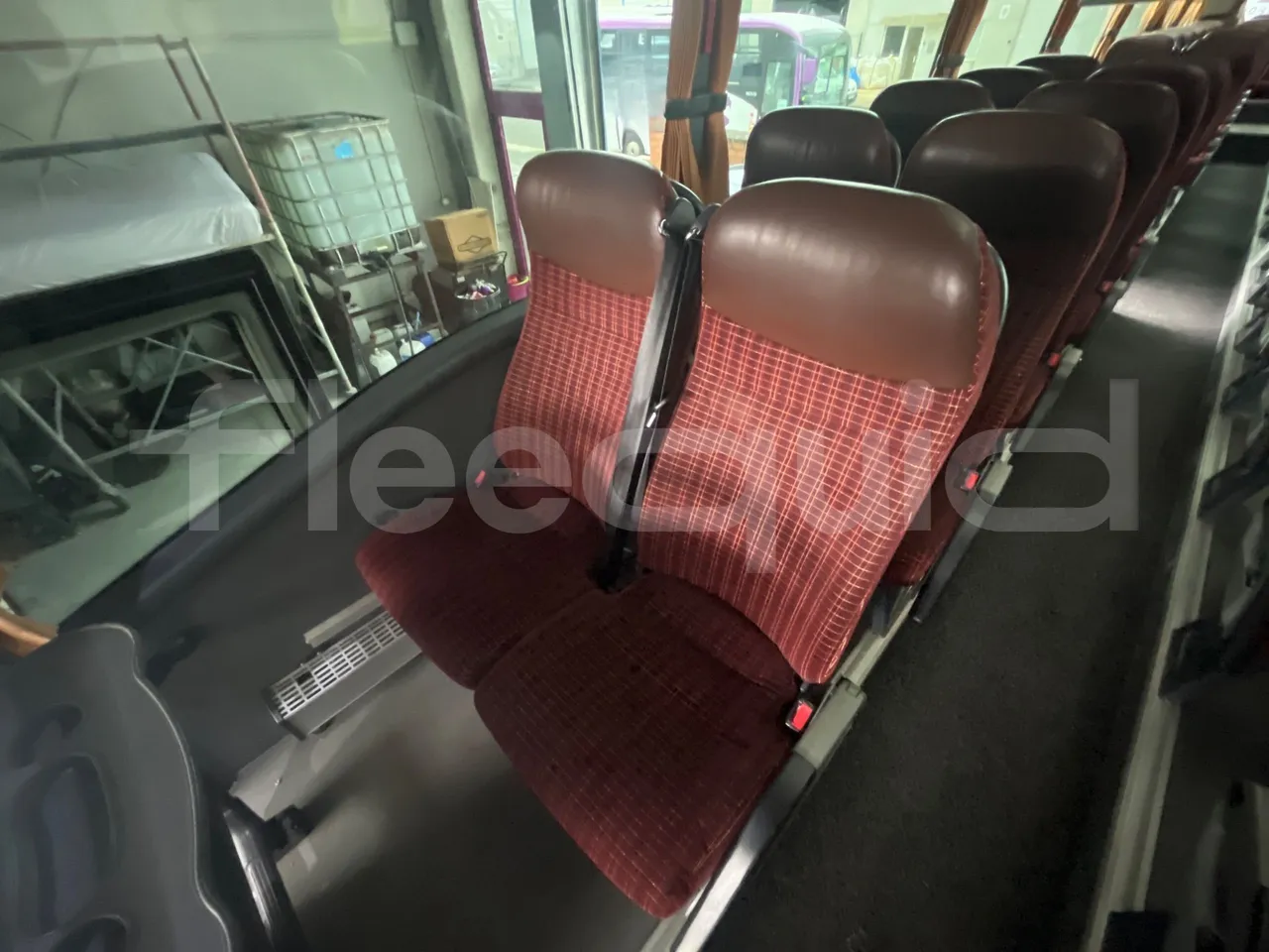 Scania Touring HD 3A8T33A - EUR6 - 331kW - 13.7m - single seat detail