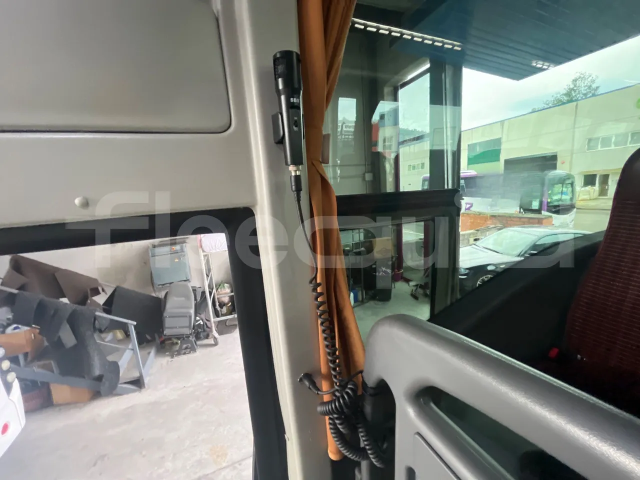 Scania Touring HD 3A8T33A - EUR6 - 331kW - 13.7m - reverse view middle aisle