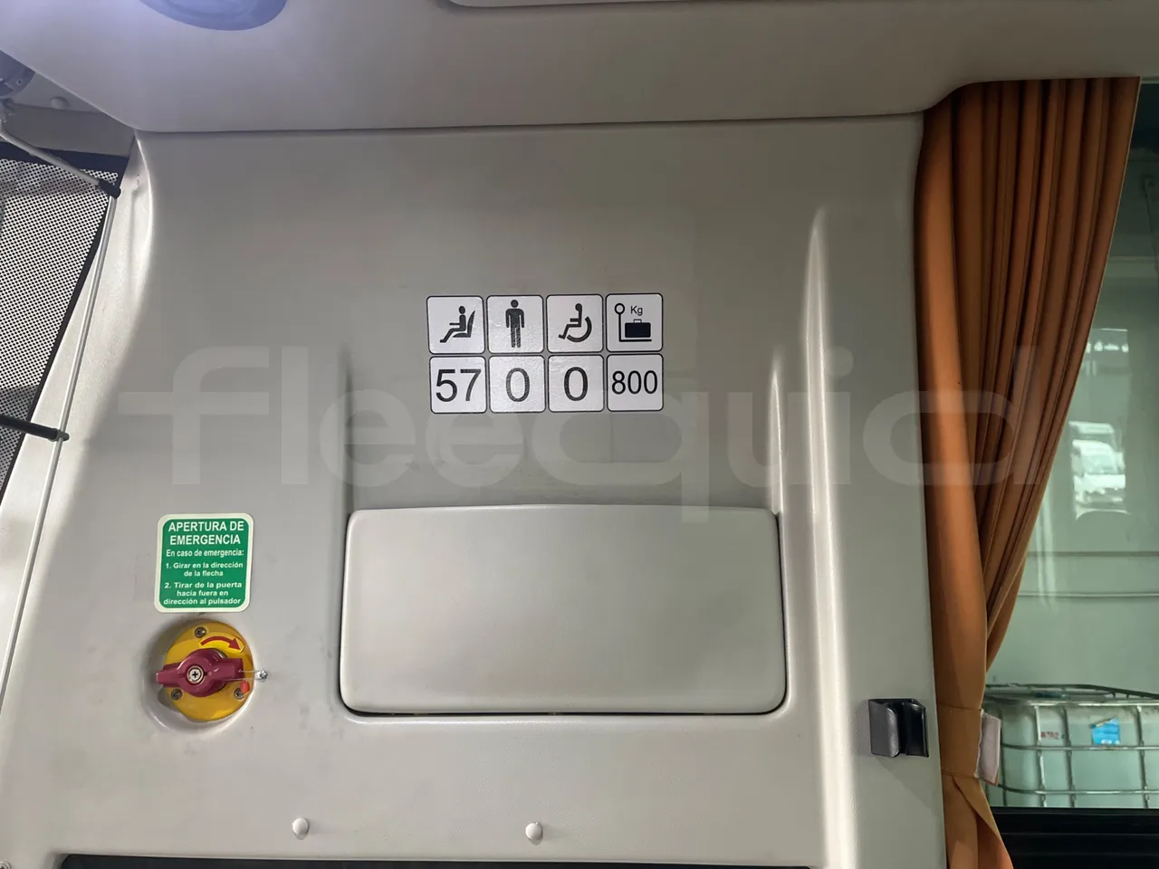 Scania Touring HD 3A8T33A - EUR6 - 331kW - 13.7m - seat plate photo