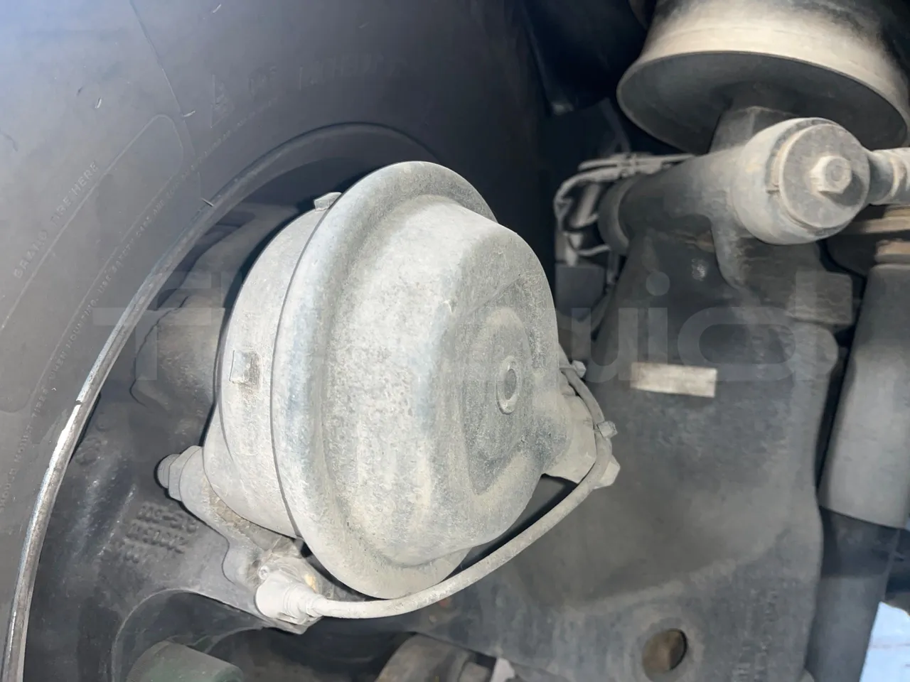 Beulas Man Glory B3RJ - Euro6 - 338kW - 14.600mt - front brake calipers left