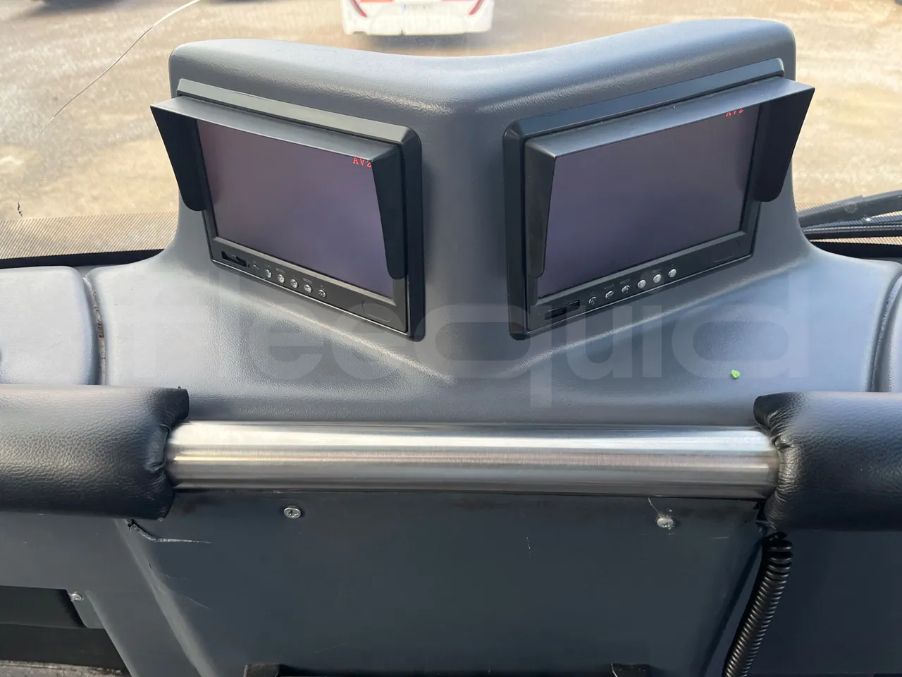 Beulas Man Glory B3RJ - Euro6 - 338kW - 14.600mt - handrails photo