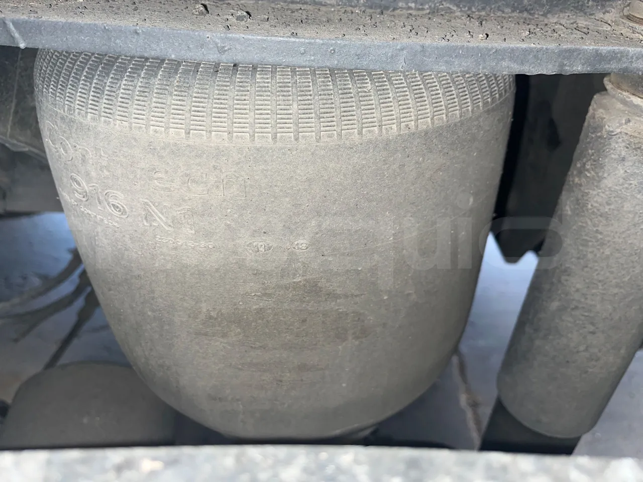 Beulas Man Glory B3RJ - Euro6 - 338kW - 14.600mt - axle 3 air springs 1 right