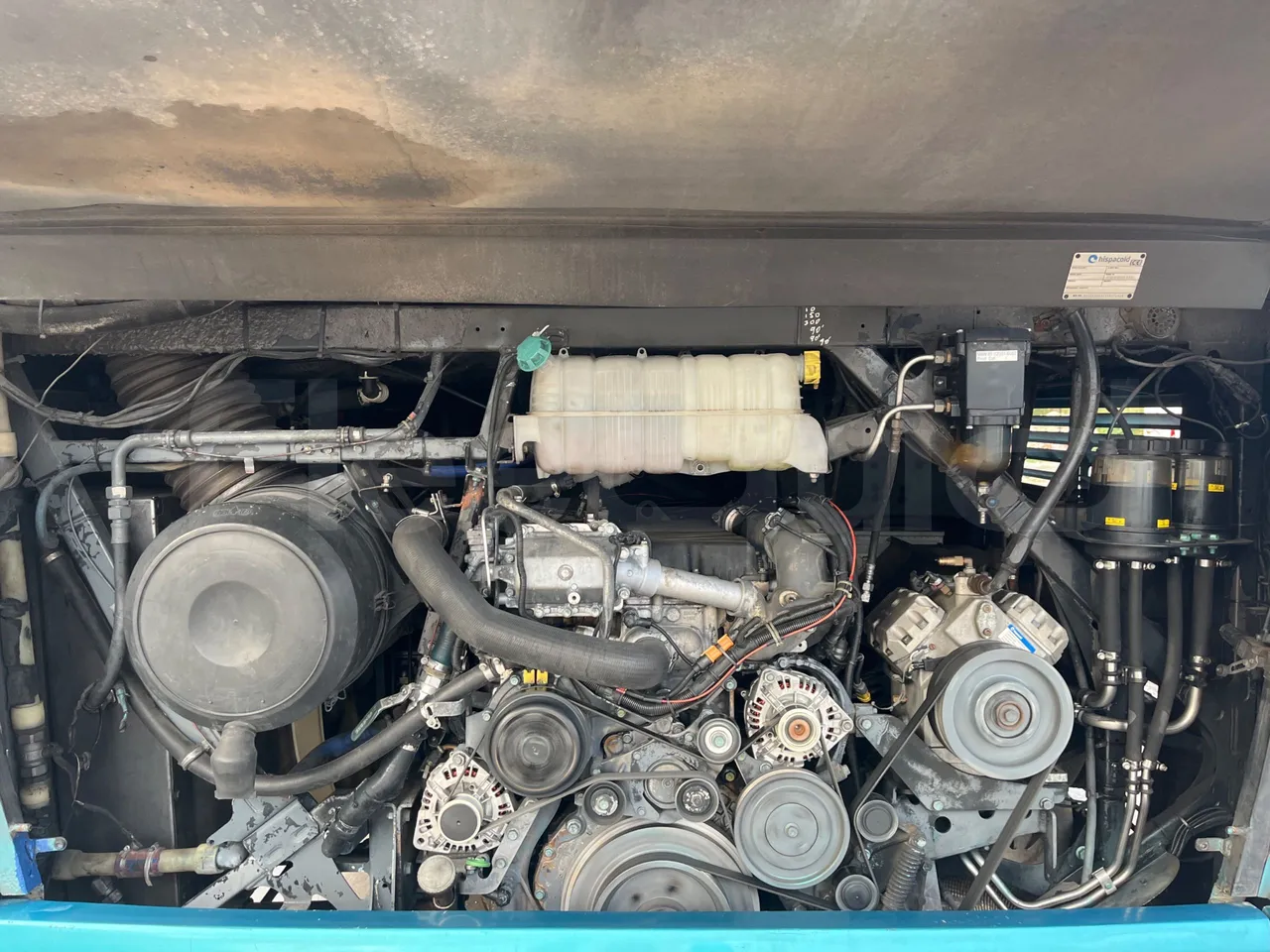 Beulas Man Glory B3RJ - Euro6 - 338kW - 14.600mt - rear hatch open