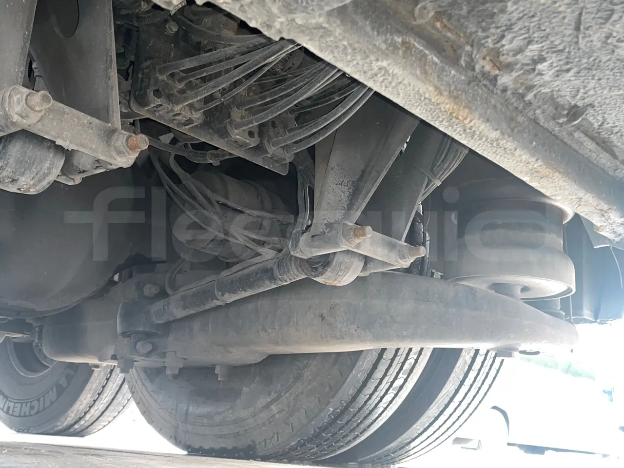 Beulas Man Glory B3RJ - Euro6 - 338kW - 14.600mt - axle 3 right side