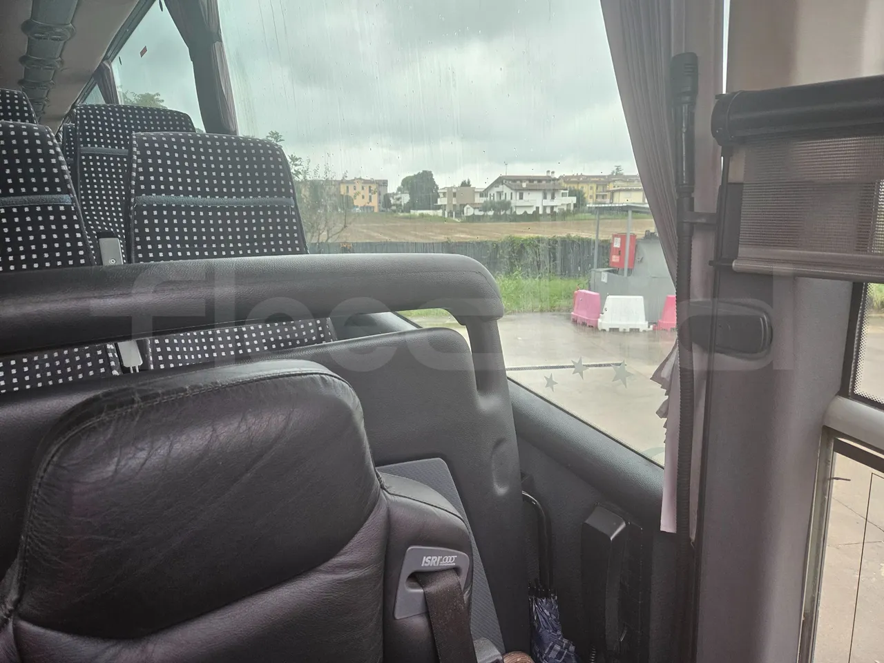 Scania Irizar K124EB-6X2/ Euro 3 - 309 Kw - 12.85 Mt - driver microphone accessories photo