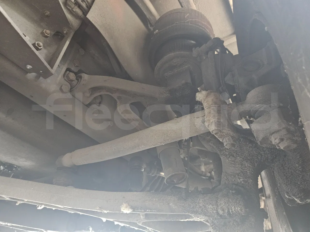 Scania Irizar K124EB-6X2/ Euro 3 - 309 Kw - 12.85 Mt - front air springs right