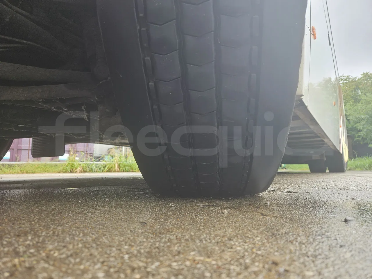 Scania Irizar K124EB-6X2/ Euro 3 - 309 Kw - 12.85 Mt - tread condition front tires left
