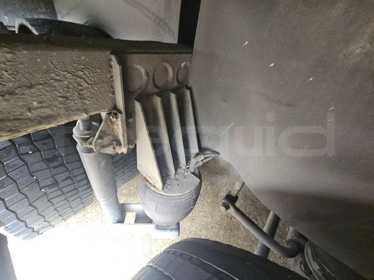 Scania Irizar K124EB-6X2/ Euro 3 - 309 Kw - 12.85 Mt - axle 3 air springs 1 left