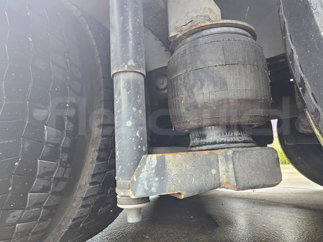 Scania Irizar K124EB-6X2/ Euro 3 - 309 Kw - 12.85 Mt - axle 3 air springs 2 left