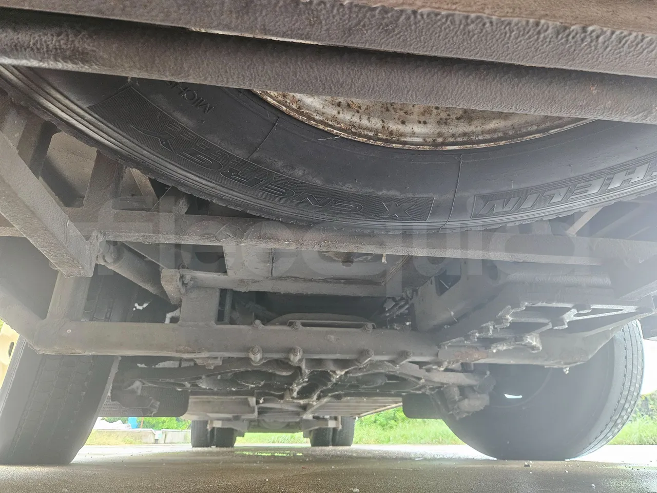 Scania Irizar K124EB-6X2/ Euro 3 - 309 Kw - 12.85 Mt - front axle central