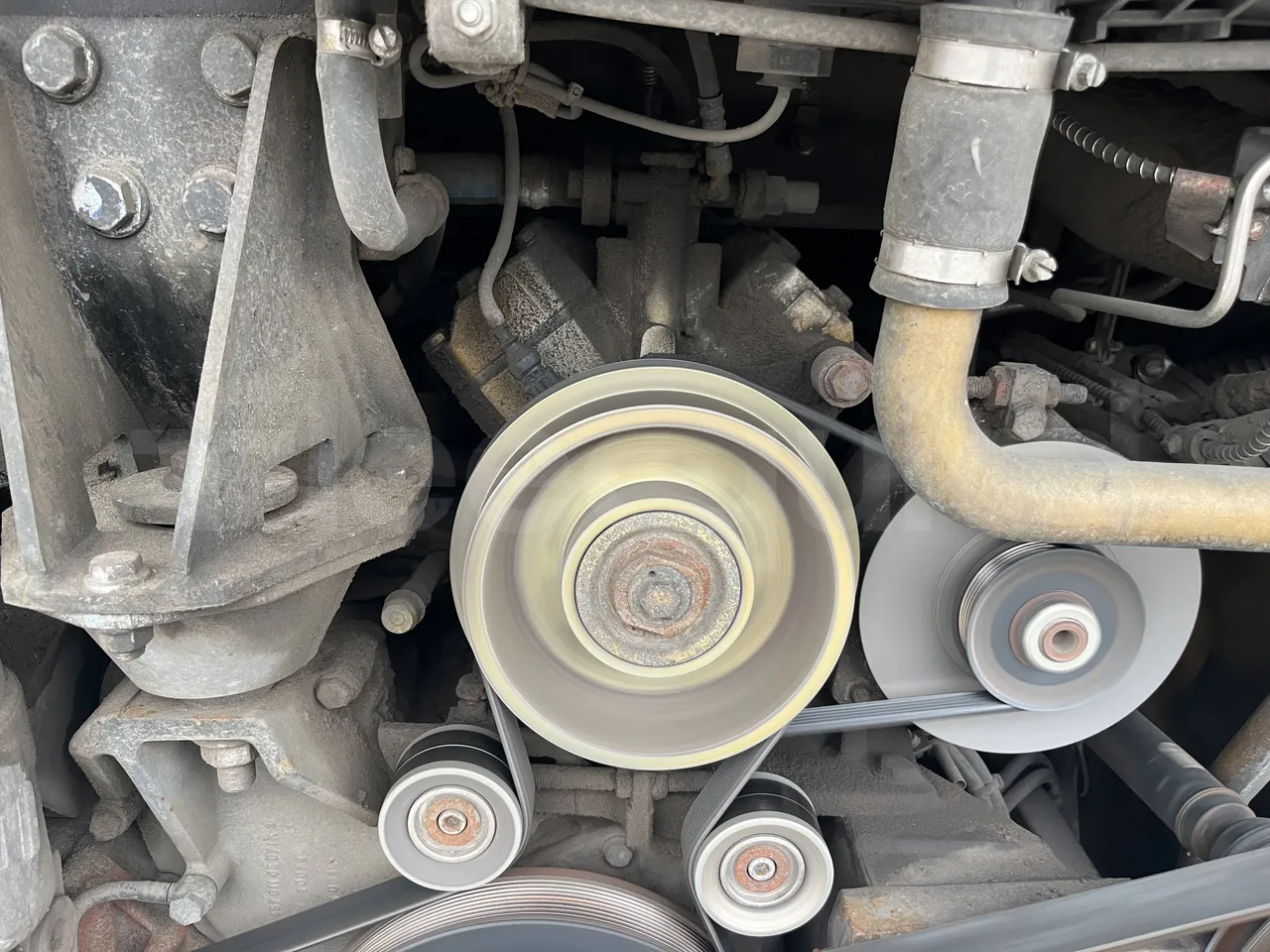 Mercedes-Benz Integro - Air Conditioning Compressor