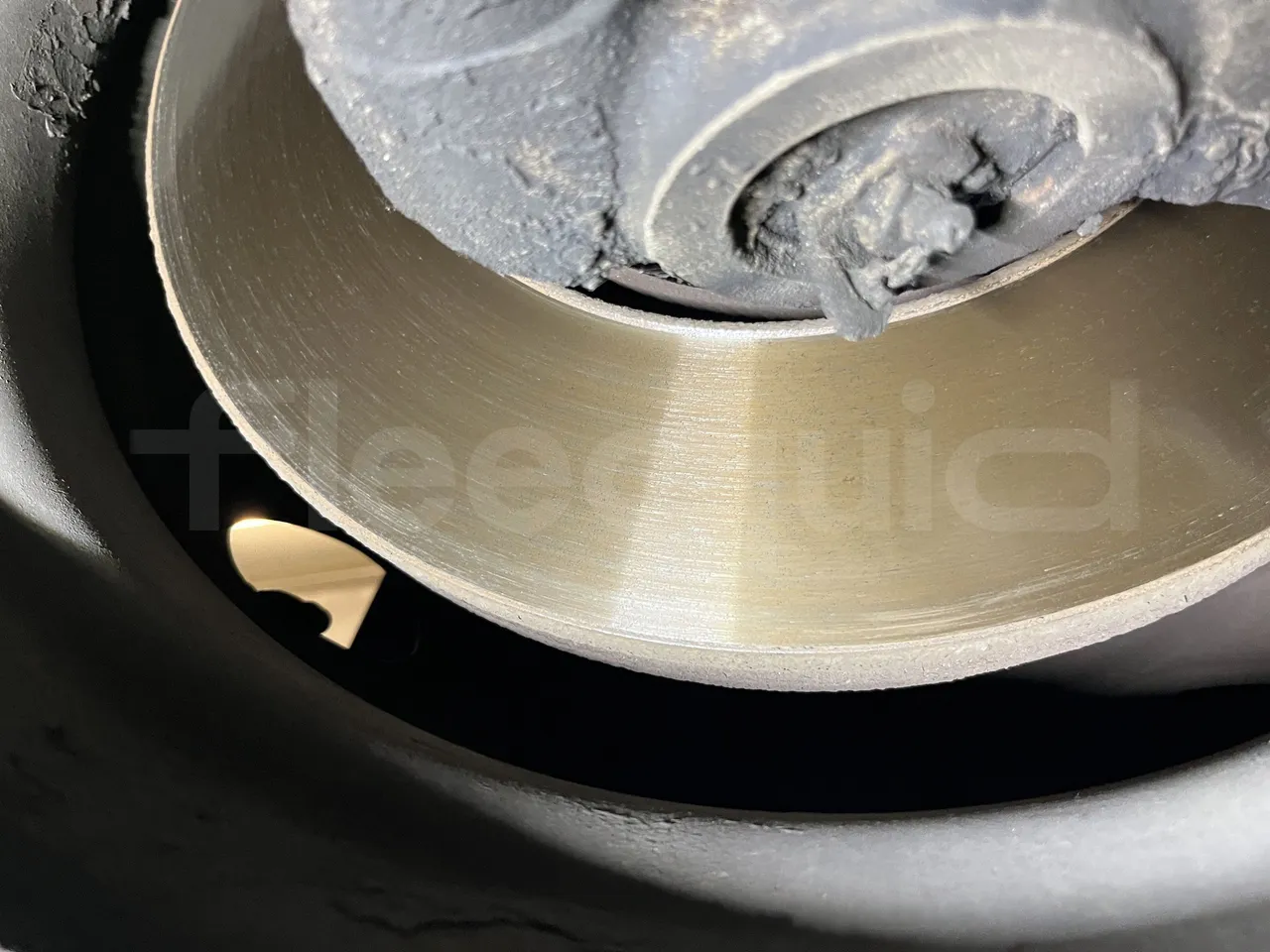 Mercedes-Benz Integro - First Axle Discs Left Side