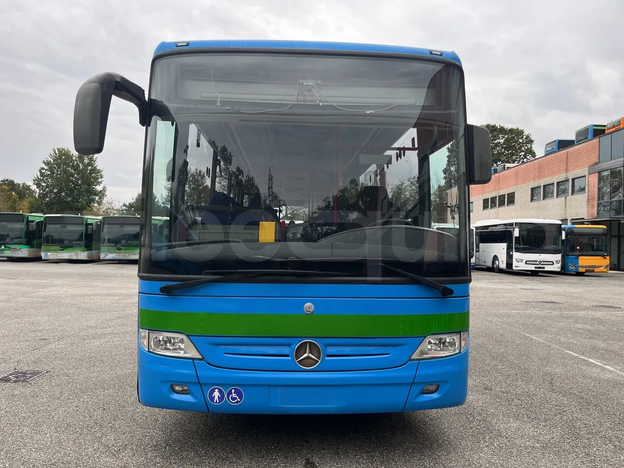Mercedes-Benz Integro - Front
