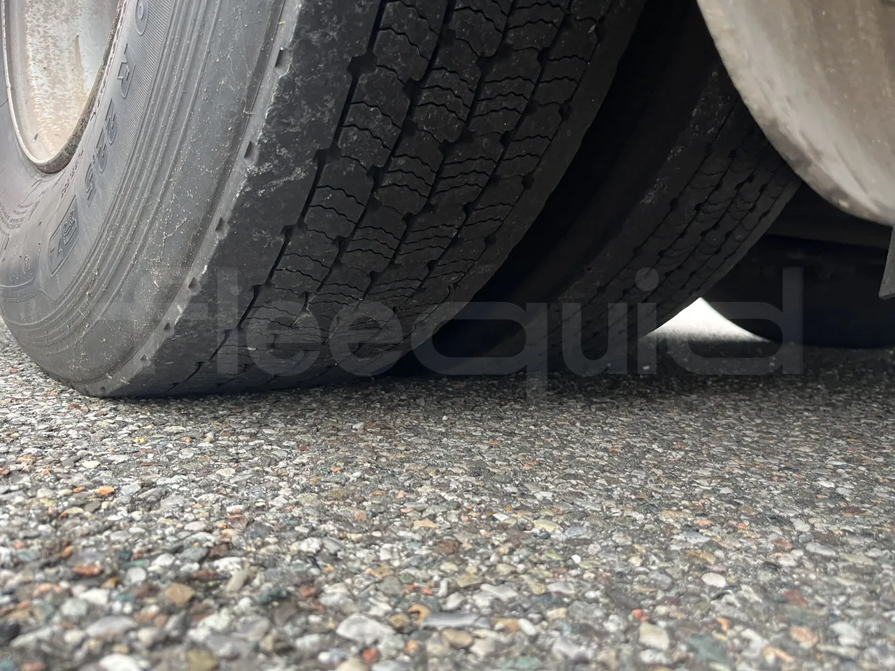 Mercedes-Benz Integro - Second Axle Left Side: Tyre Tread